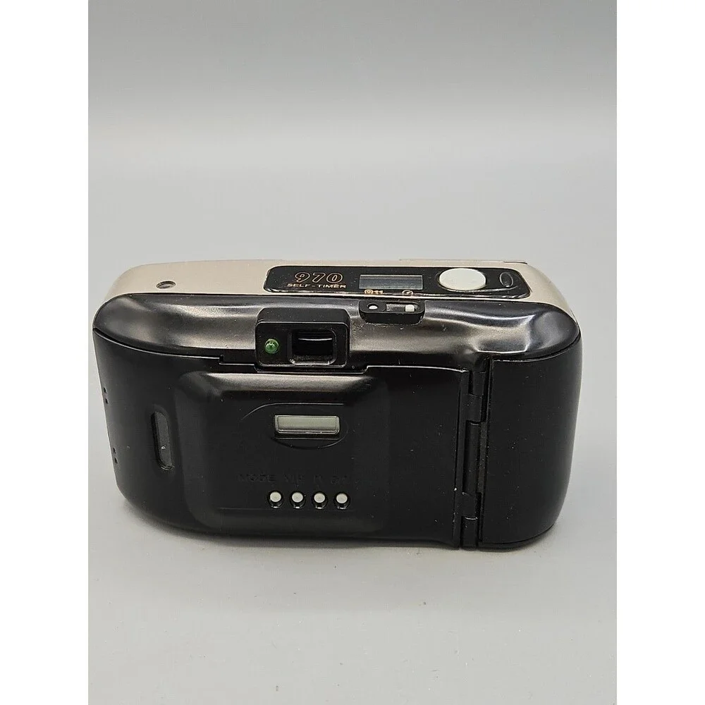 BELL + HOWELL 970 Auto Focus Date Back Red-Eye Point and Shoot Film Camera